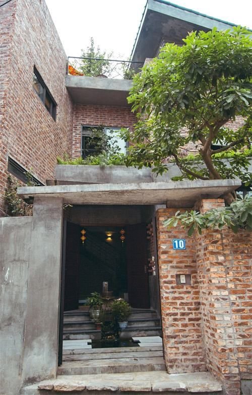 20170919102204 bcec Ngôi nhà 2 tầng không sơn trát gây tò mò ở Vĩnh Phúc