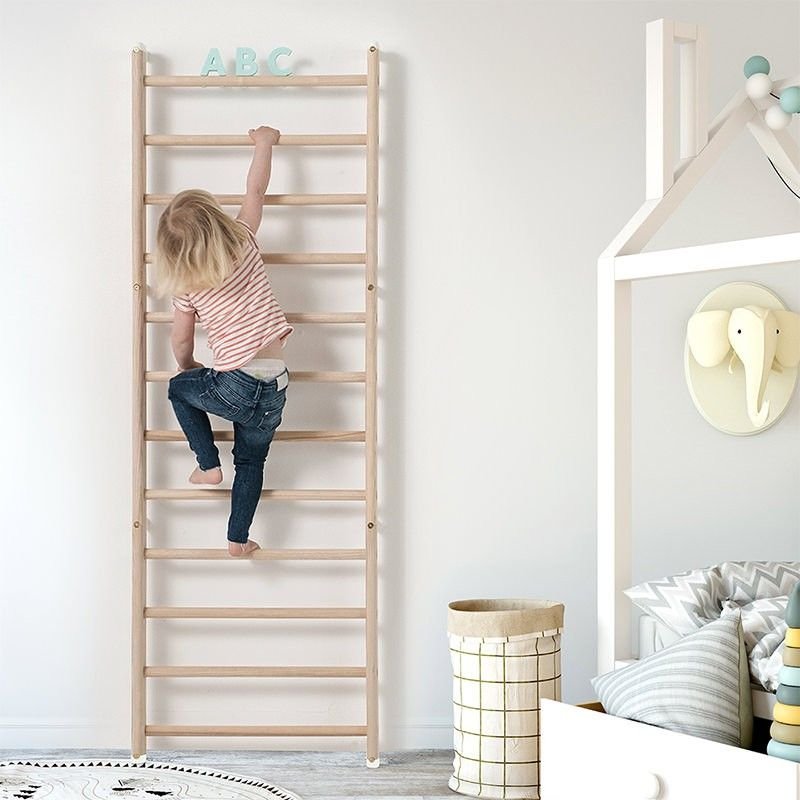 20180714080144 1215 Khám phá chiếc thang gỗ đa công dụng dành cho phòng của bé