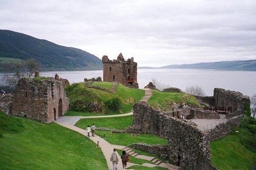 20140419013822916 Ngắm lâu đài cổ ở Scotland